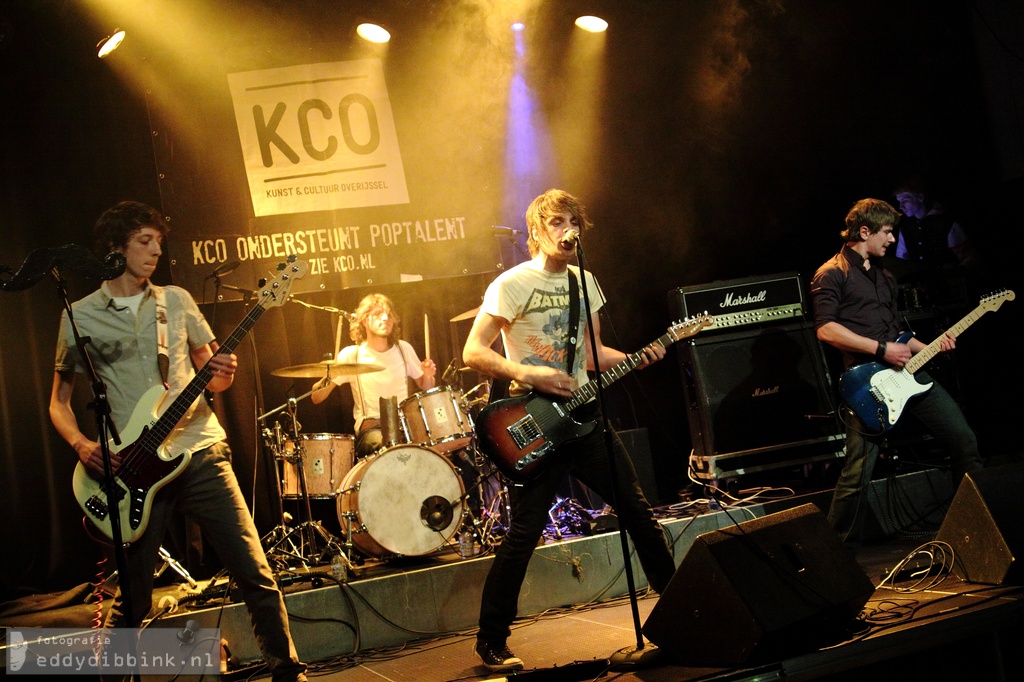 2011-11-23 NPO - Glasses and Mustaches (Eurosonic Preview) - Metropool, Hengelo 039